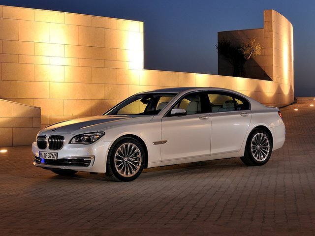 BMW 7 серия F01 (F04 рестайлинг) 2012 – 2015 запчасти