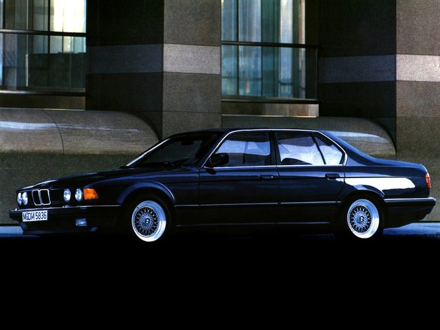 BMW 7 серия E32 1986 – 1994 запчасти