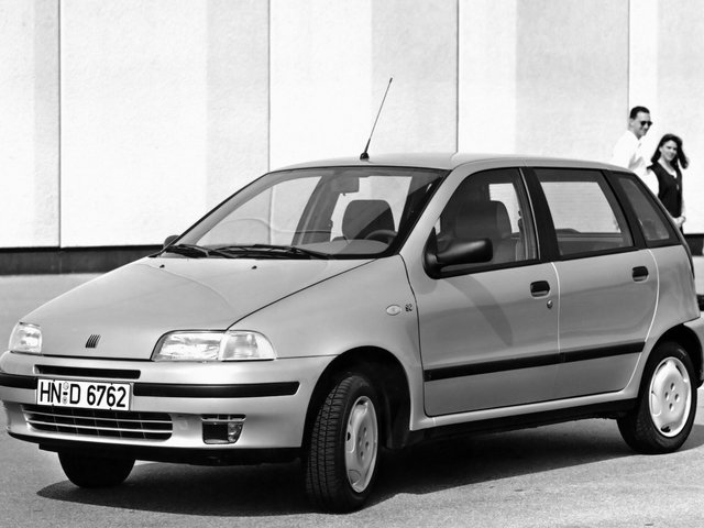 FIAT Punto 1993 – 1999 Хэтчбек 5 дв.