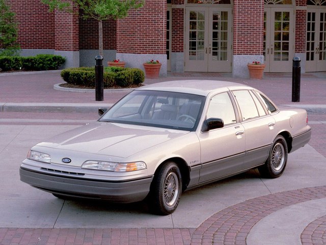 FORD Crown Victoria 1992 – 1997 Седан
