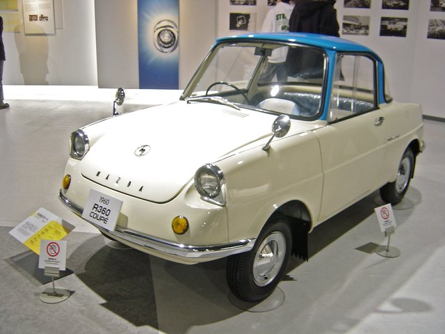 MAZDA R360 1960 – 1966 Седан