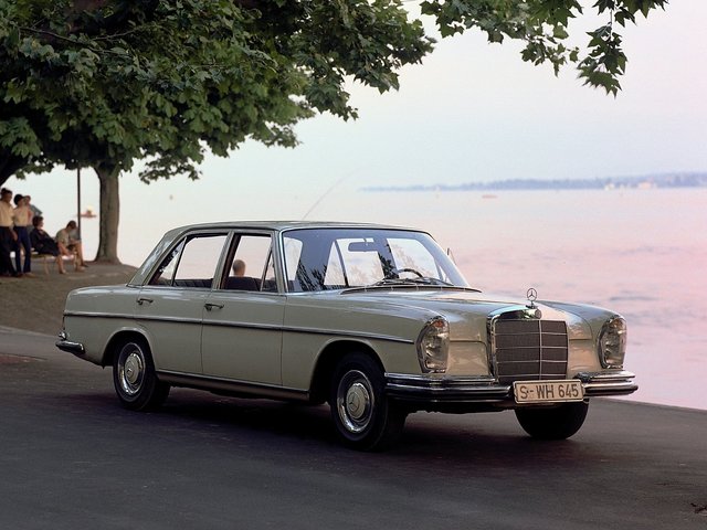 Mercedes-Benz W108 1965 – 1972 Седан