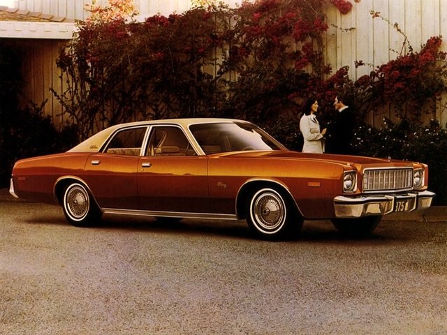 PLYMOUTH Fury 1975 – 1978 Седан