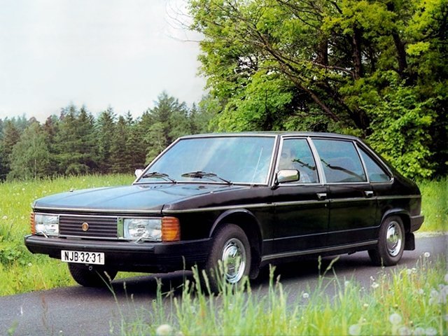TATRA T613 1973 – 1996 Седан