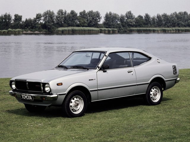 TOYOTA Corolla 1972 – 1980 Лифтбек