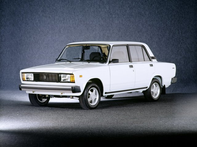 VAZ 2105 1980 – 2011 Седан