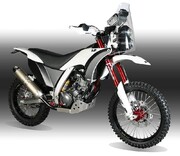 Обзор мотоцикла AJP PR3 125 Supermoto Pro 2009