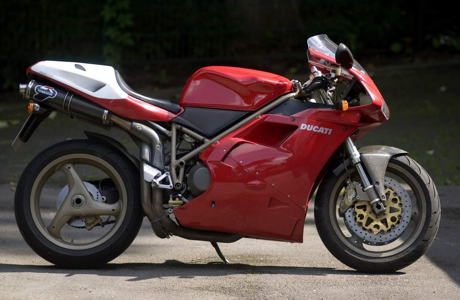 Ducati 9 1 6SPS 1998 запчасти