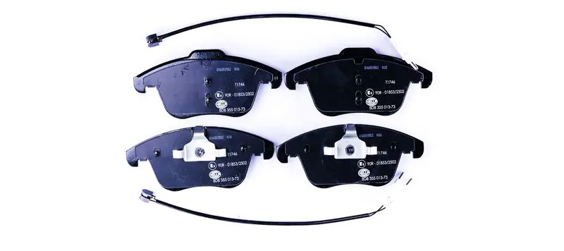 HELLA 8DB355013731 Комплект тормозных колодок