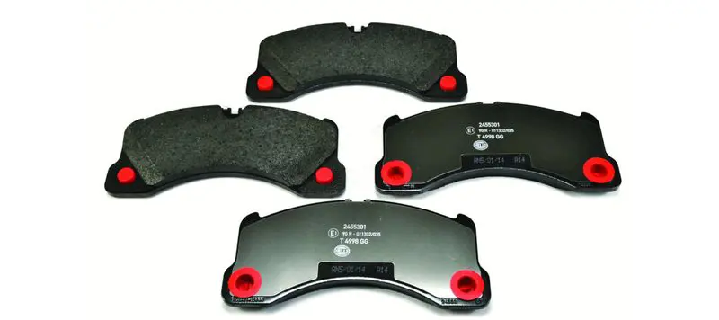 HELLA 8DB355014151 Комплект тормозных колодок