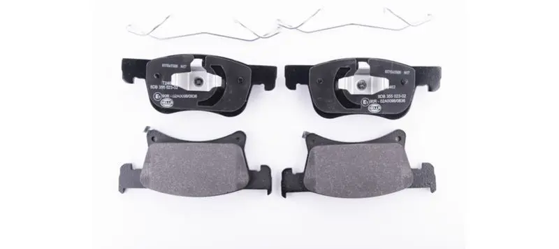 HELLA 8DB355023021 Комплект тормозных колодок