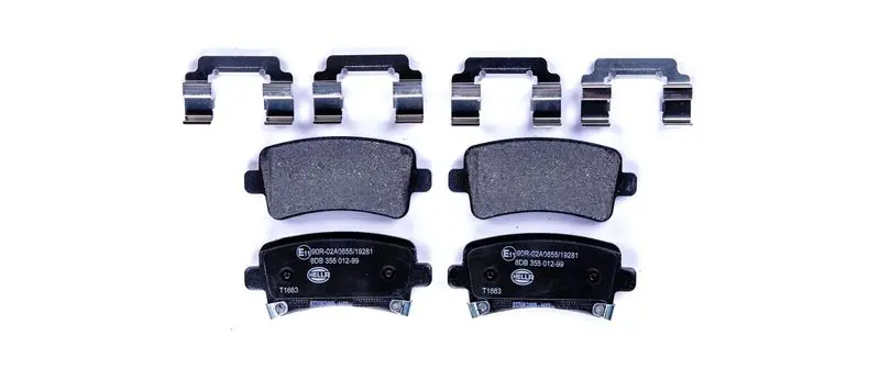 HELLA 8DB355012991 Комплект тормозных колодок