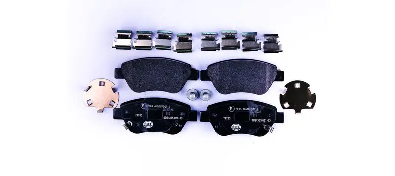 8DB 355 021-131 Комплект тормозных колодок