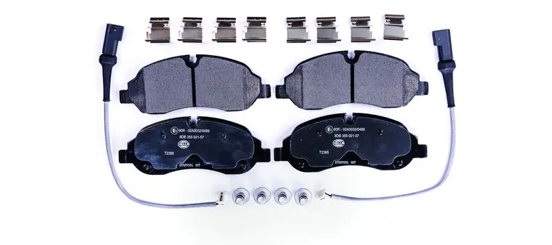 HELLA 8DB355021571 Комплект тормозных колодок