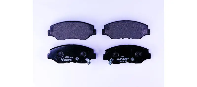HELLA 8DB355010231 Комплект тормозных колодок