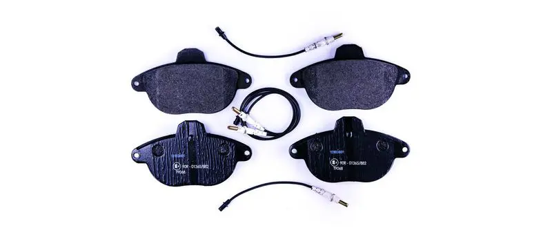 HELLA 8DB355019281 Комплект тормозных колодок