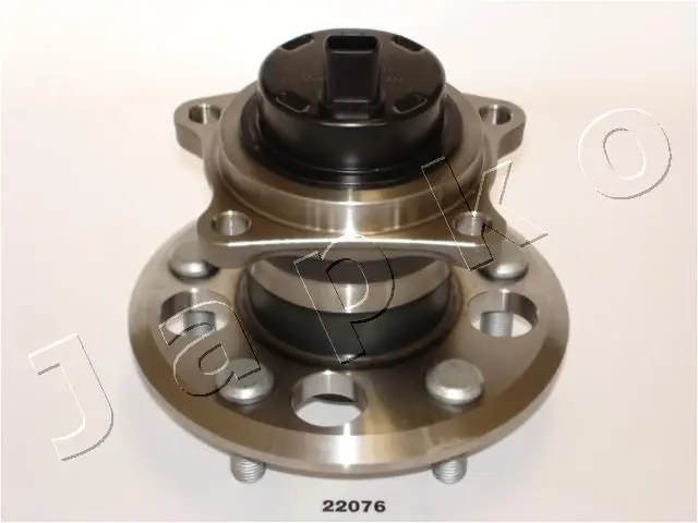  Wheel hub