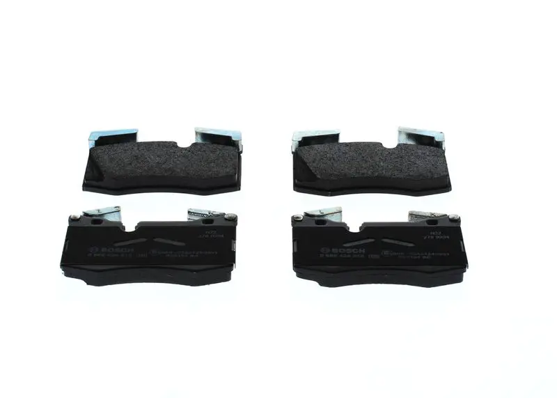 BOSCH 0986424918 Комплект тормозных колодок,