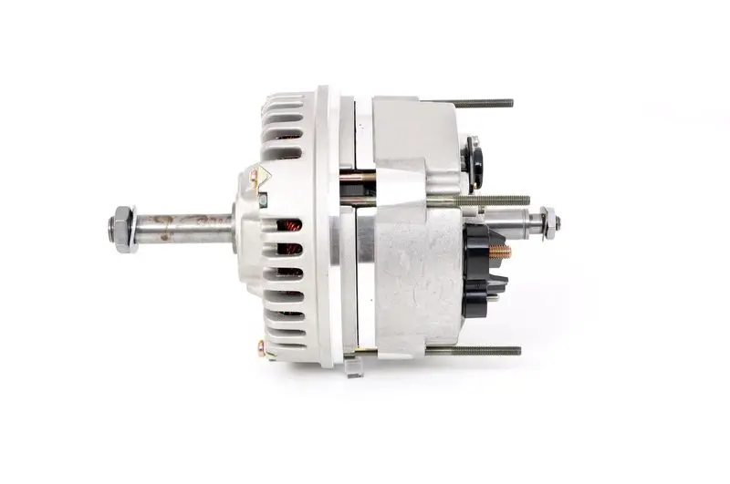 BOSCH 0120468125 Генератор 0 120 468 125
