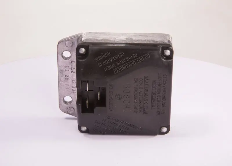 BOSCH 0192033004 Alternator regulator