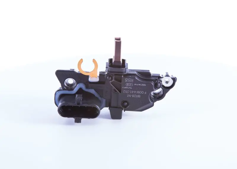 F 00M A45 252 Alternator regulator