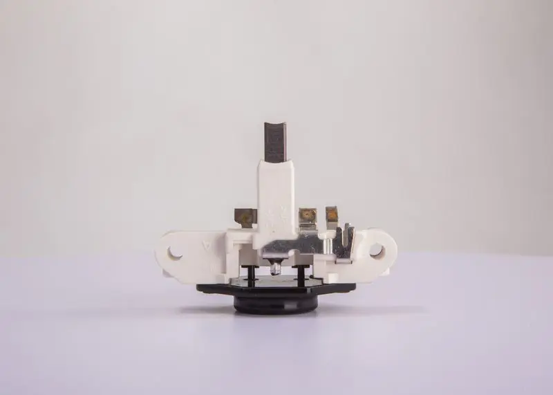 BOSCH 1197311212 Alternator regulator