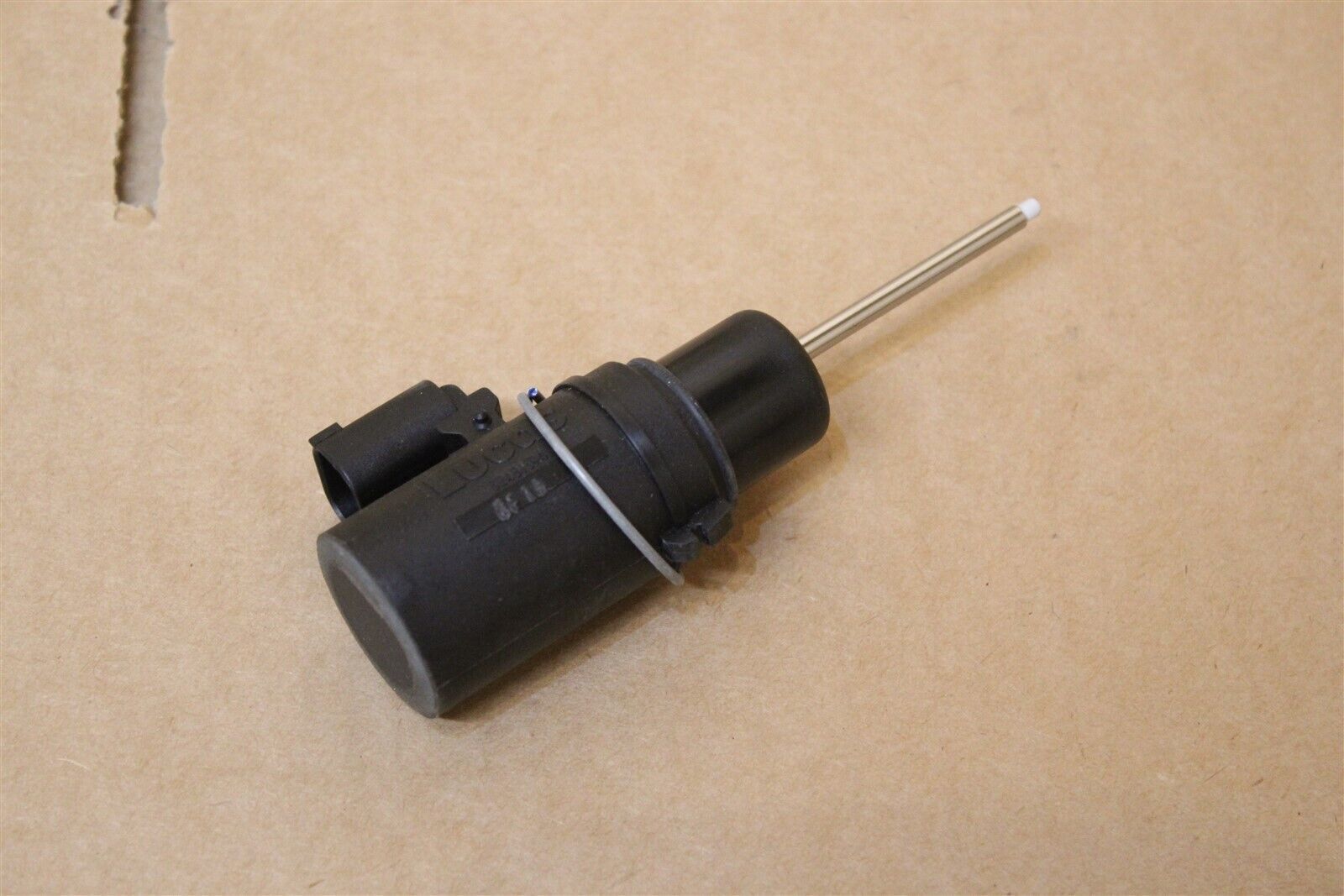 A0015401517 Датчик АБС