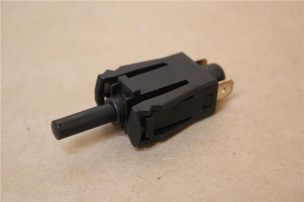 MERCEDES-BENZ A0015458714 Переключатель