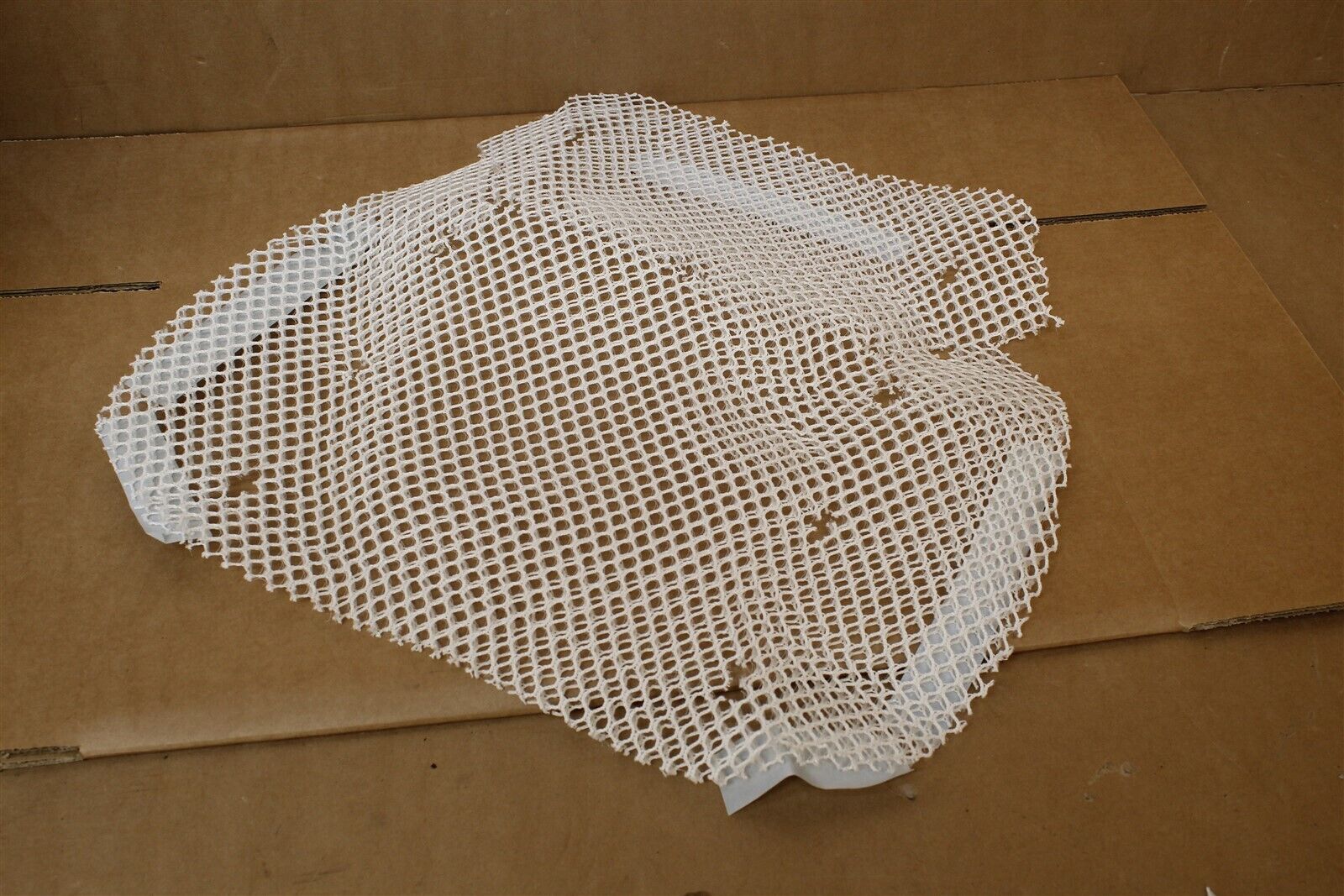 A1668380100 ПАНЕЛЬ СПИНКИ СИДЕНЬ