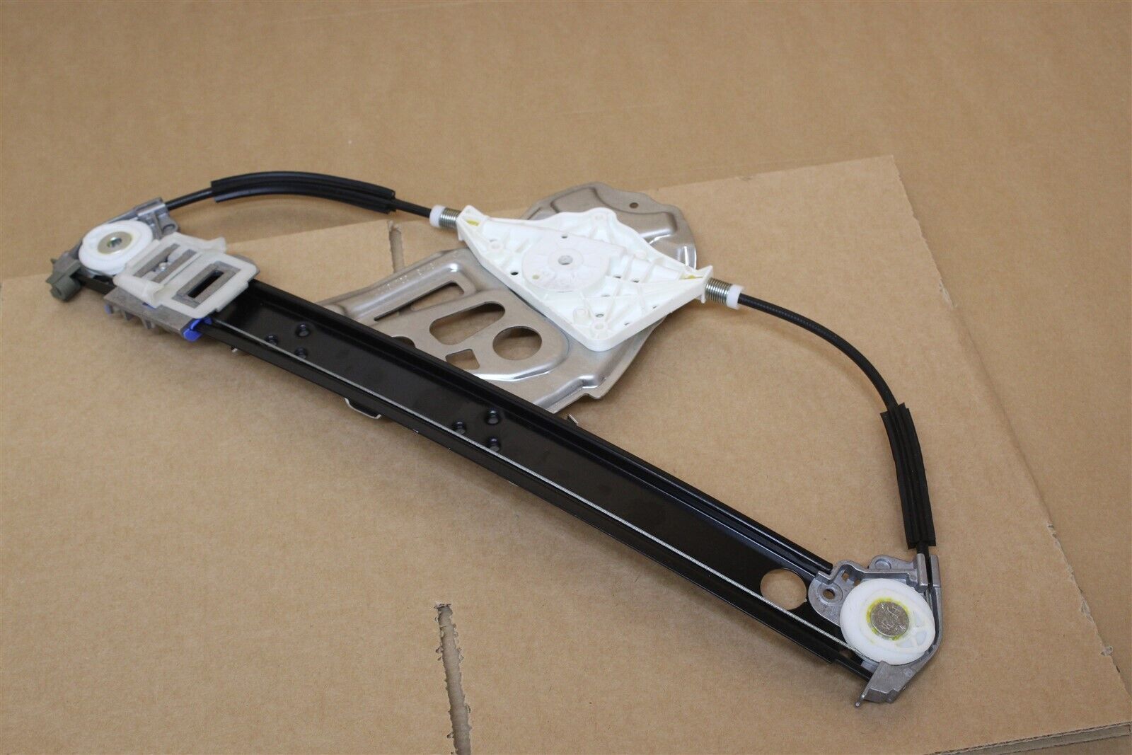 MERCEDES-BENZ A2207302346 Стеклоподъемник двери задней