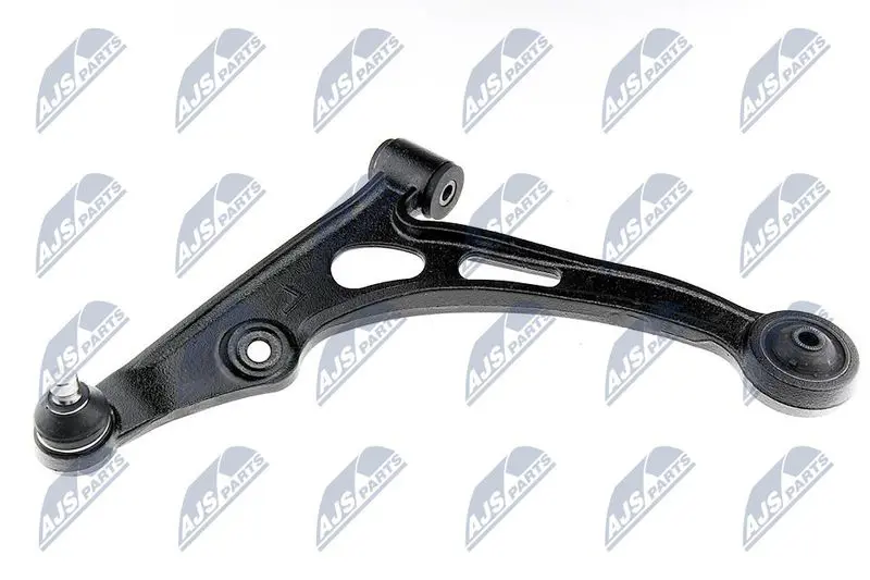 ZWD-SU-033 РЫЧАГ ПЕРЕДНИЙ SUZUKI LIANA