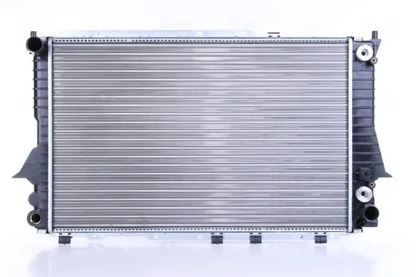 Nissens 60476 Радиатор охлаждения AUDI 100