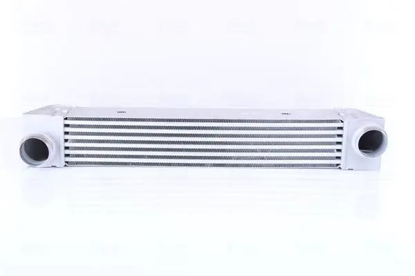Nissens 96607 Интеркулер BMW: 5 (E60)
