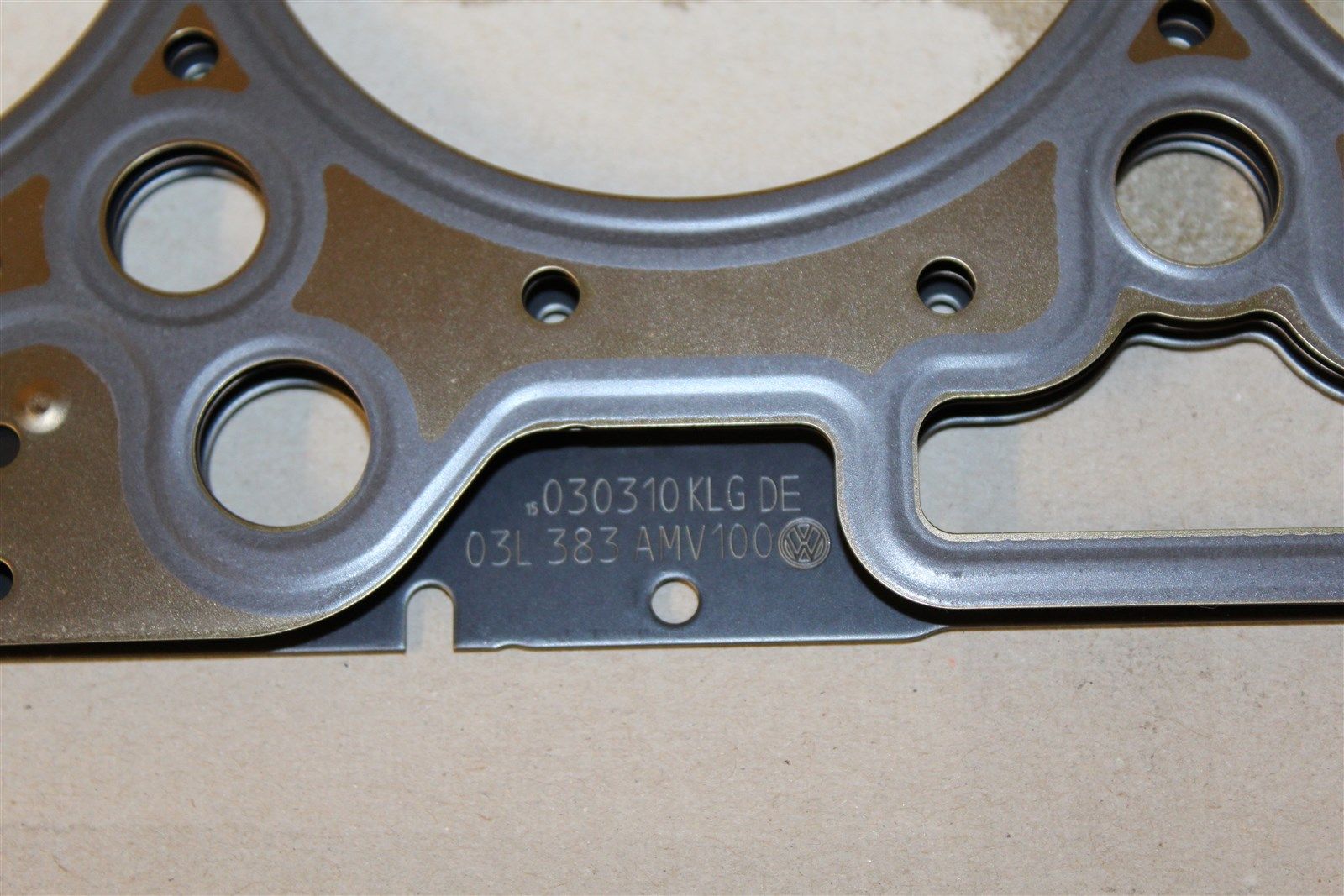 VAG 03L103383AM Прокладка гбц