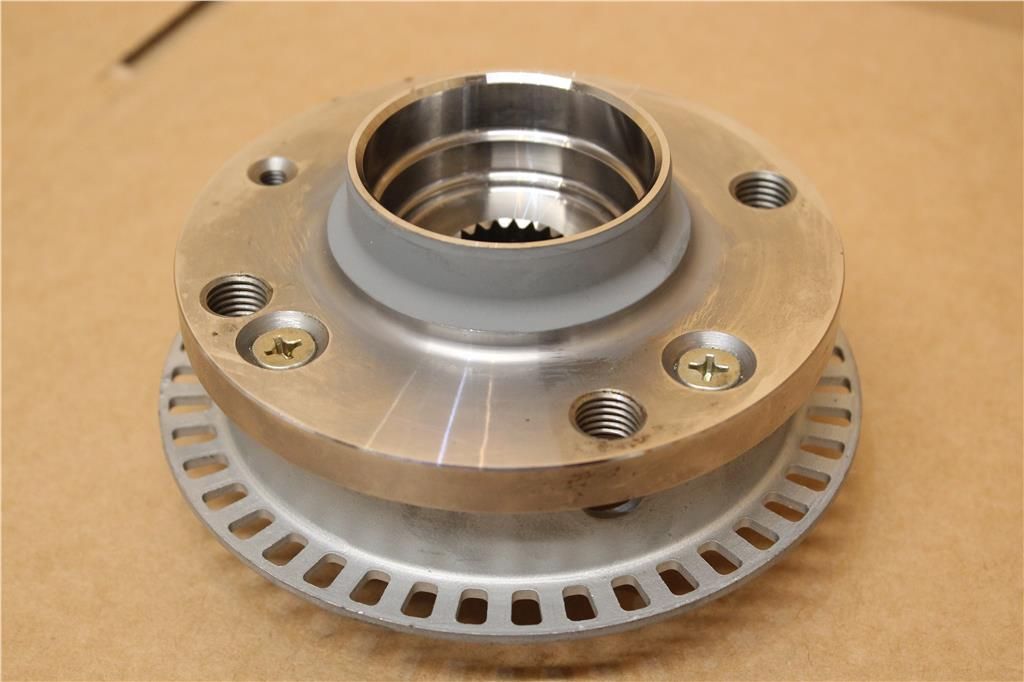 VAG 357407613B Cтупица колеса с ротором