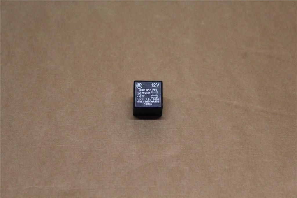 VAG 6U0953227 Реле указателей поворота