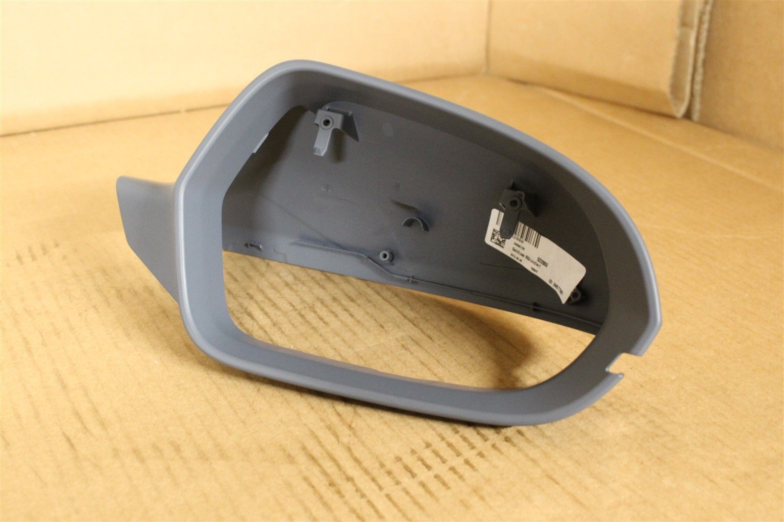 4G0857528GRU Колпак зеркала Прав. audi A6,