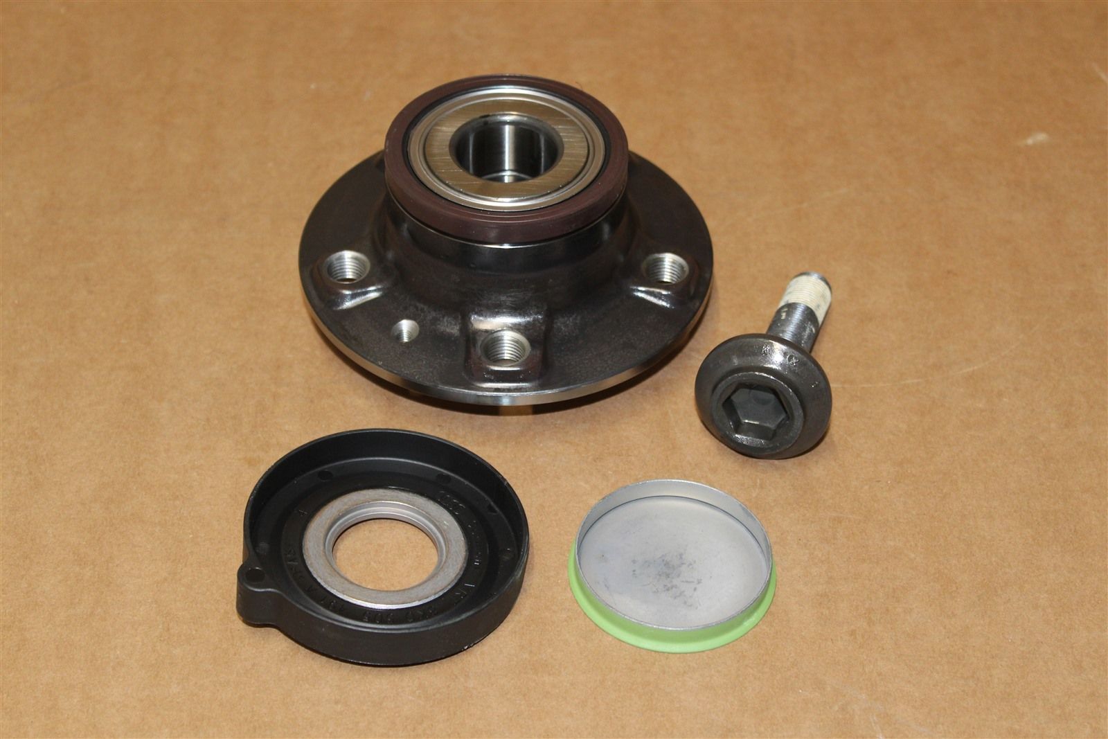 VAG 8K0598611A RADNABE