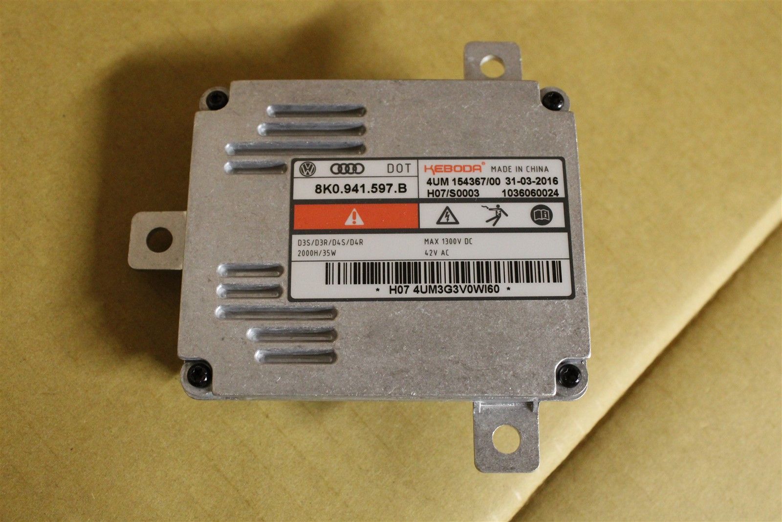 VAG 8K0941597B Блок розжига Q7 10-