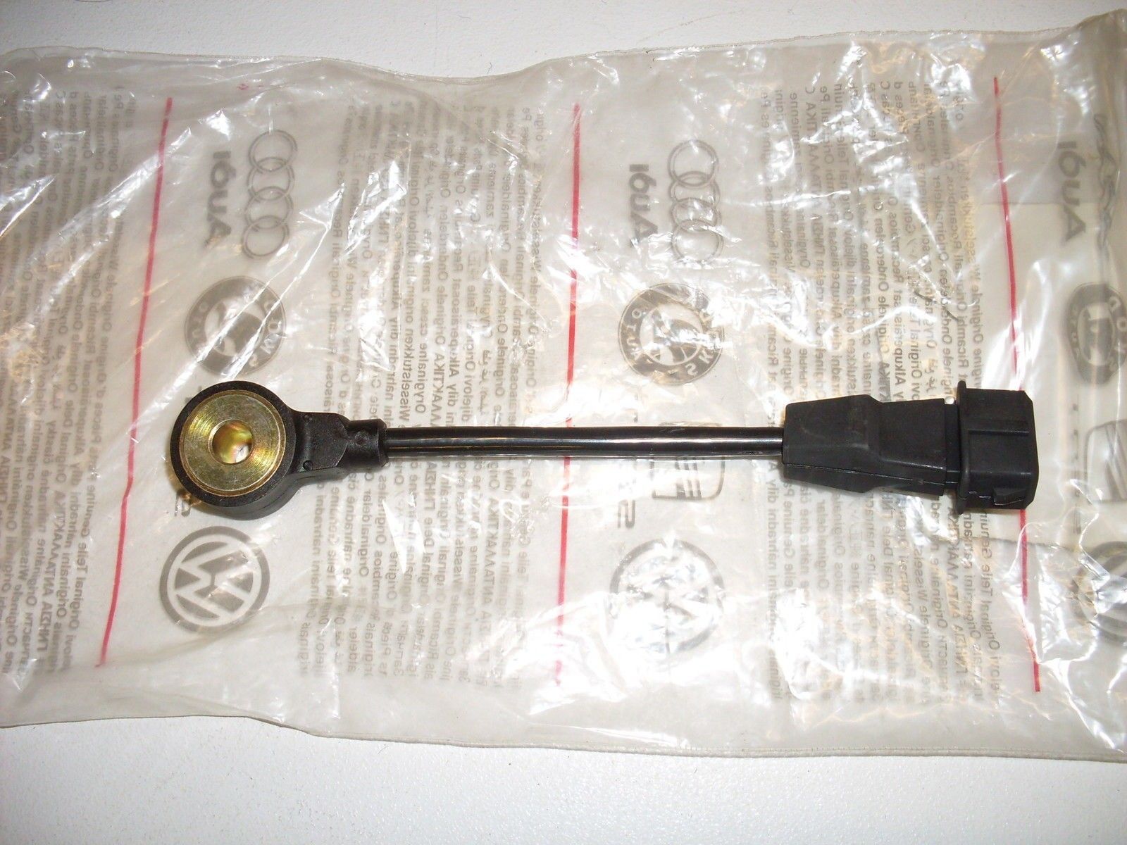 06A905377 Датчик