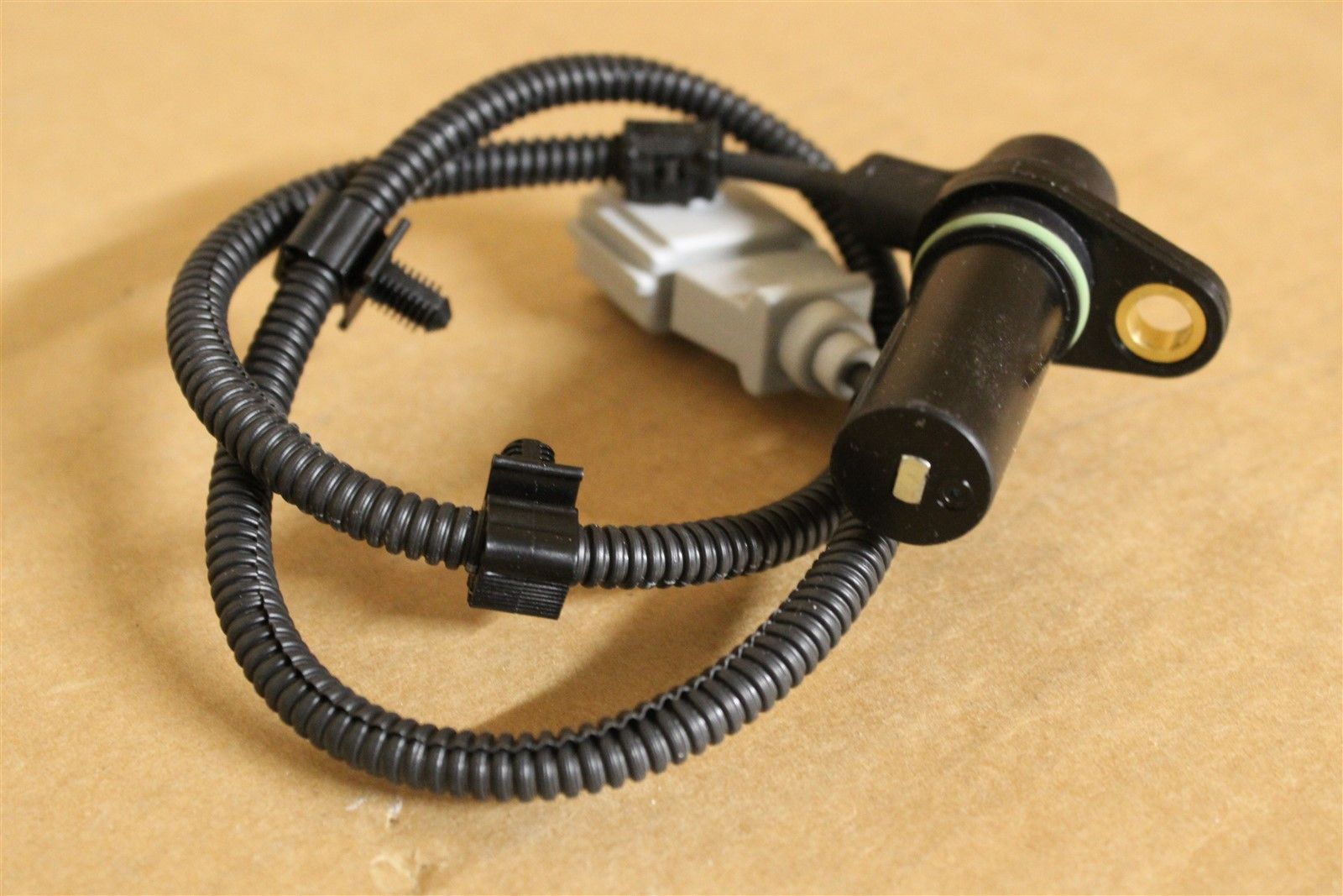 VAG 045957147C Датчик импульсов