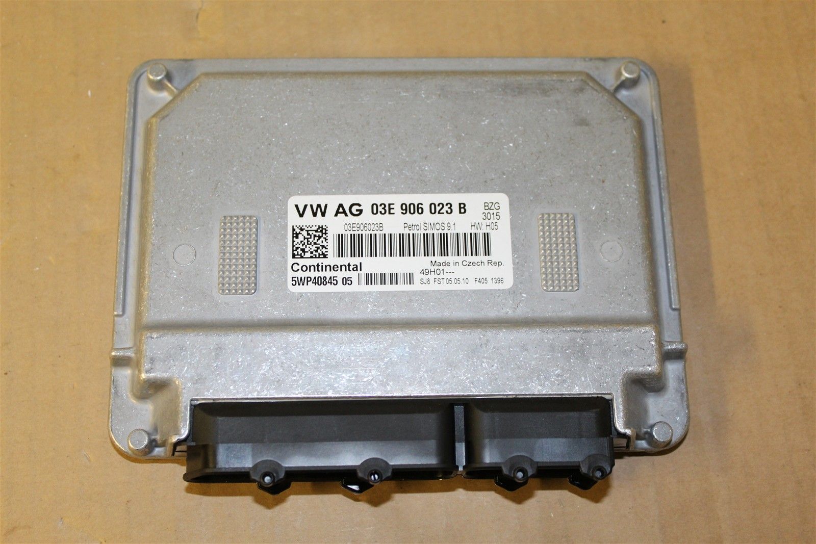 03E906023B Бу бензинового двигателя