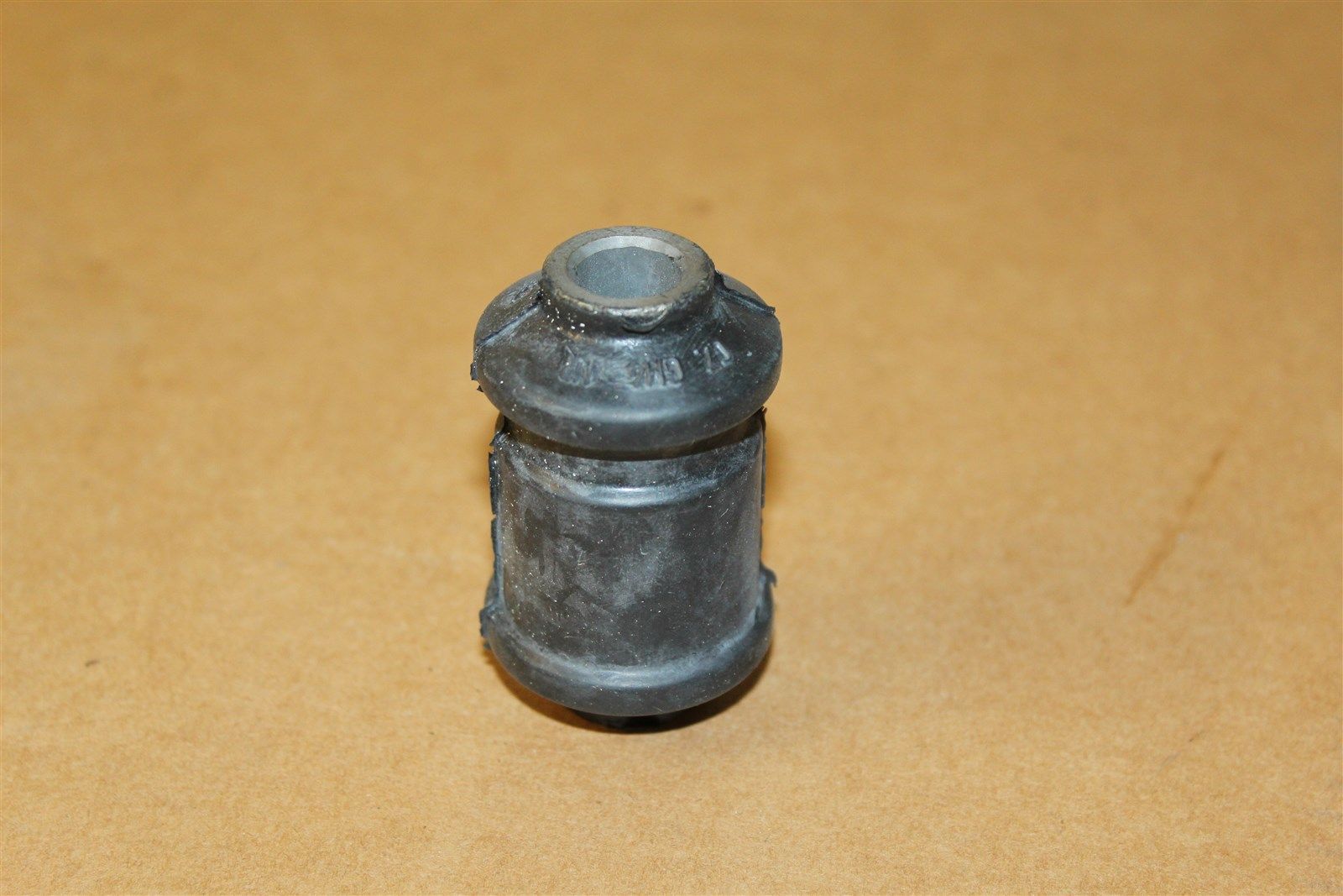 VAG 6U0407182 Cайлент-блок