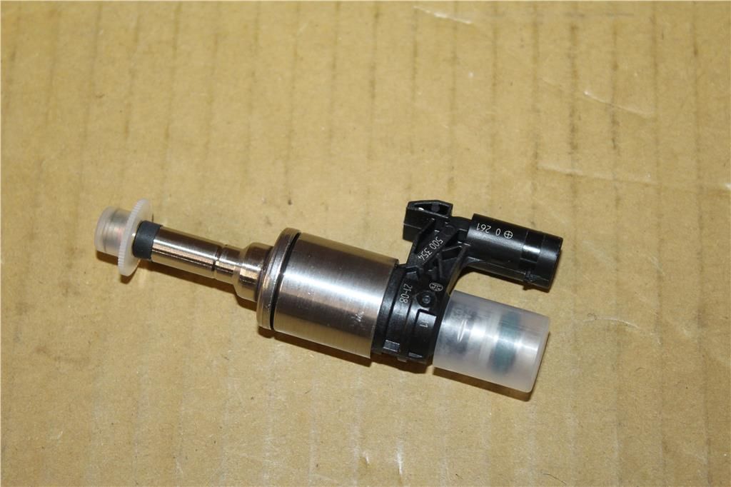 04E906036Q Форсунка бензиновая 1.4 TSI