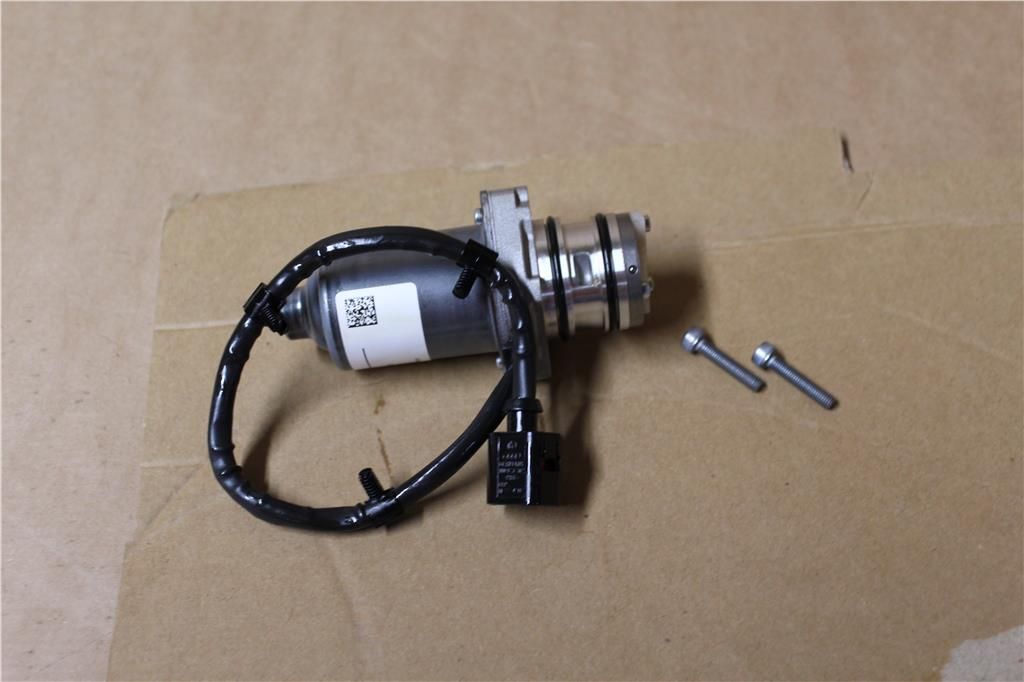 VAG 0AY598549A Насос масляный муфты HALDEX