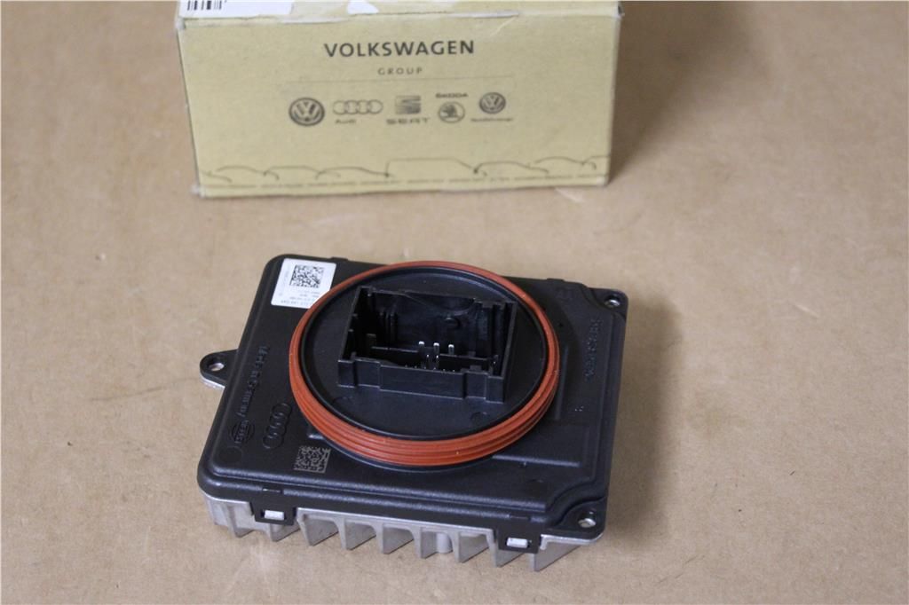 VAG 4K0941572DD Блок пит