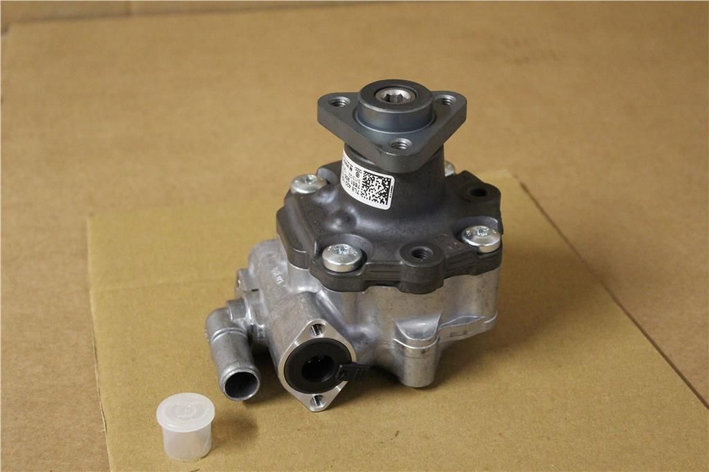 VAG 7L8422154J Насос гур