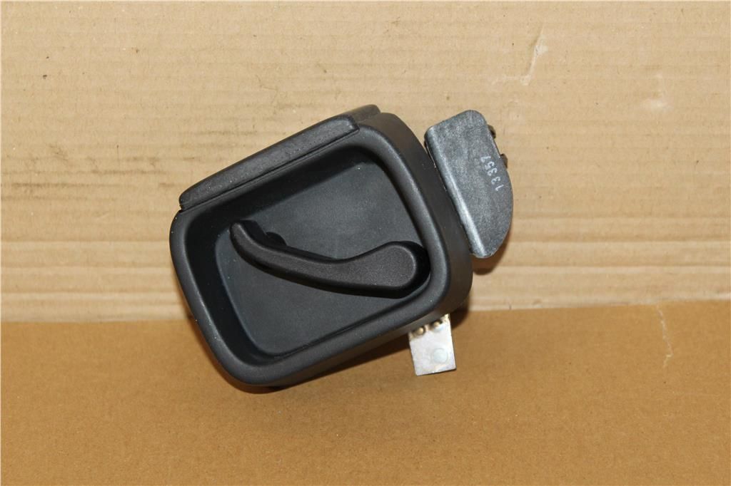 VAG 2K0827185B9B9 Чёрный satinschwarz
