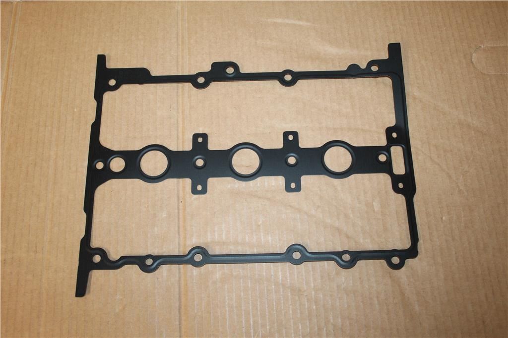 VAG 04C103483K Прокладка