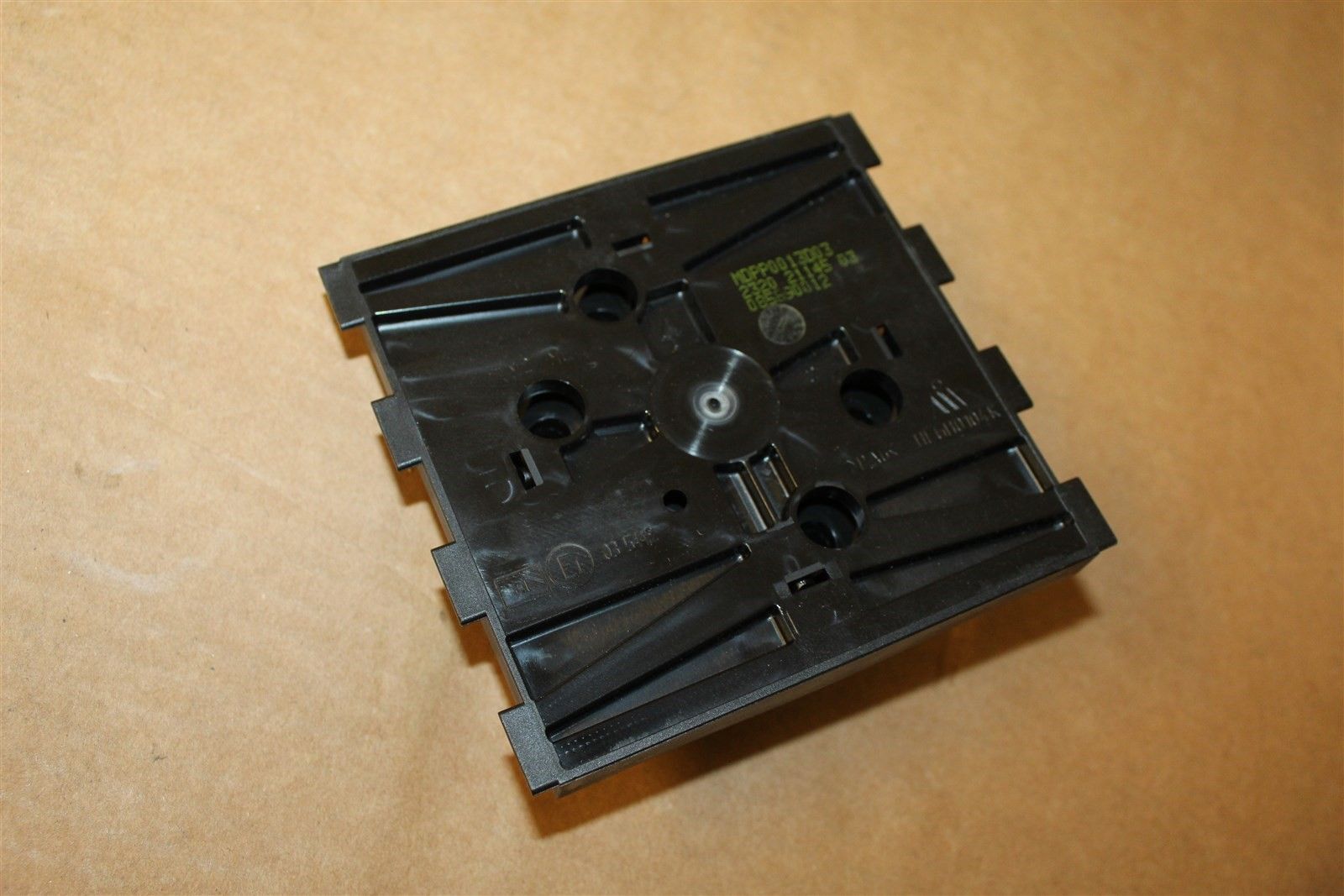 2E0941293D 